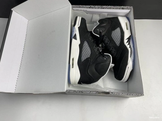 Reps TBK AIR CT4838-011 JORDAN 5 OREO 0723